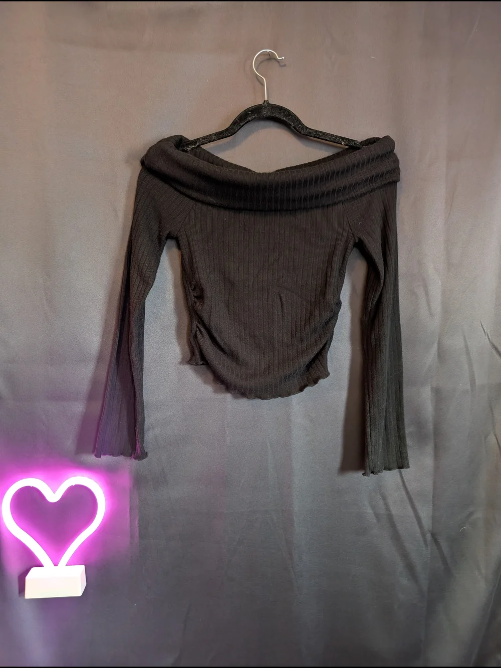 Ardene Black Off-the-Shoulder Ribbed Sweater Flared Scallop Sleeves - Picture 2 of 10